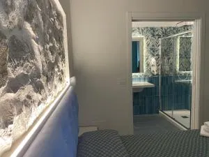 Cinquestelle Albergo del centro storico - Palinuro