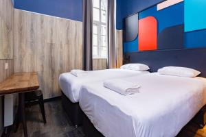 Twin Room with Extra Bed room in YHA Newcastle Central