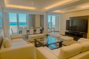 Rayentray Grand Hotel