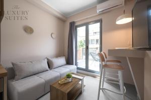 Aelia Jacuzzi Suite, The Luxury Suites