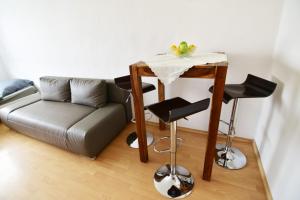 Nice Apartment in Refrath