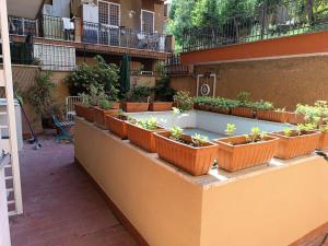 Vatican tiny house by Gialel