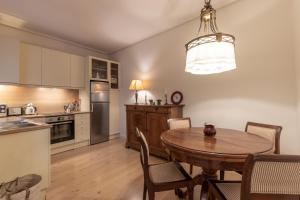 Gaztelu by People Rentals