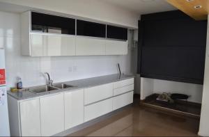 Dpto de alta categoría, completo y cómodo en el corazón de Mendoza