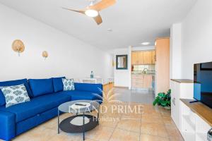 Holiday Relax with Teide Views and Heated Pool in Amarilla Golf FC425