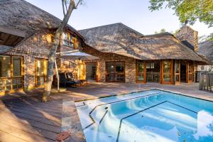 Kruger Park Lodge - IKZ2 - 3 Bedroom Chalet