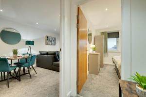 All Saints Apartments 4B by Week2Week