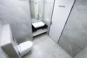 Hotel Elinor By Dazzling Hotels & Resorts