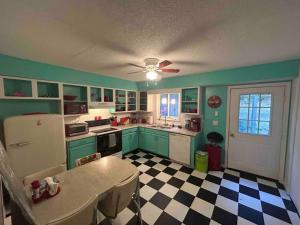 Hot Tub Time Capsule with Waterbed & Jukebox