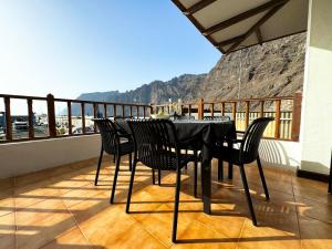 Fabulous Ocean & Cliff View