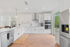 Modern Townhouse near the Beach - Freeport