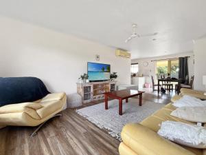 Close to Hospital - WiFi, Dogs Ok by Custom Bnb Hosting