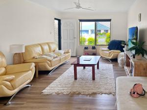 Close to Hospital - WiFi, Dogs Ok by Custom Bnb Hosting