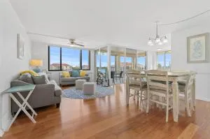 Palma Del Mar G-606 Beautiful - Point Brittany