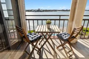 Top Floor Bayfront Oasis 2BR 2BA Condo at Casa Del Mar with Stunning Views - Point Brittany