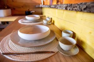 Chalets L-ecrin boise - Cabane avec spa : photos des chambres