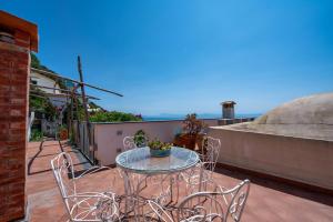 Villa Paradiso with incredible sea view