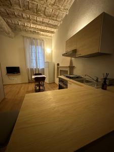 Oreno House Bed & Living