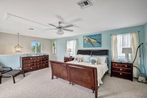 Beach Duplex - 3br 5ba Manor with Heated Pool