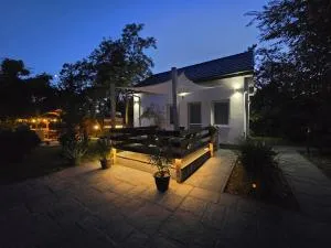 Joy Apartman - Álmosd