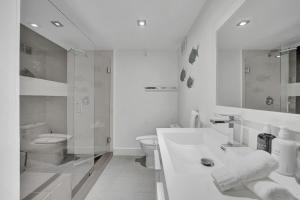 Ocean View Elegant 2BDR 2BA Condo Beach Access 714