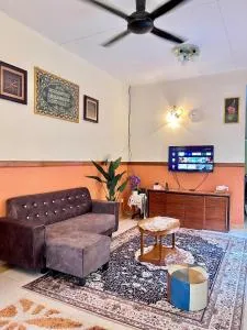 Rumah Tamu by Perdana Hōmes for Múslim only - Kampong Sungai Pasir Kechil