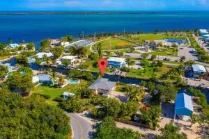 Tarpon Tales - بيغ باين كي