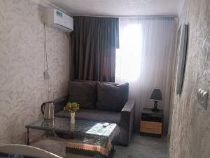 Tevosyan Pluse Evn Airport