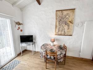 Appartements Douceur de vivre, calme et jardin Appartement 3 : photos des chambres