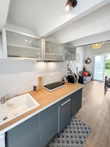 Appartements Douceur de vivre, calme et jardin Appartement 3 : photos des chambres