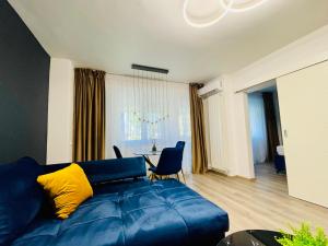 Metropole Apartments Central City