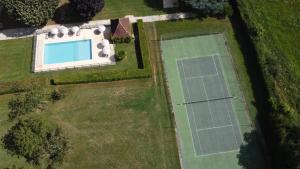 Complexes hoteliers Domaine Jolidetour climatise, piscine et tennis prives : photos des chambres