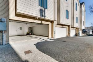 Epic Location- Steps from 12th S, Sleep12