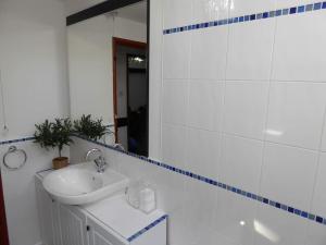 Lilac Cottage -Sleeps 6 -HOT TUB