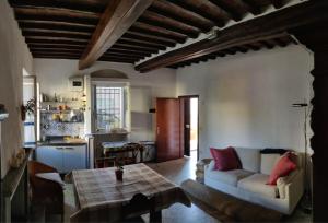 Casa Conti, Riotorto in centro a 7 minuti dal mare