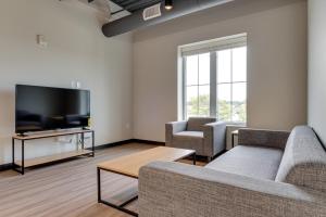 Walkable Bloomington Apartment Near IU Campus! - 3hvězdičkové hotely ve městě Bloomington