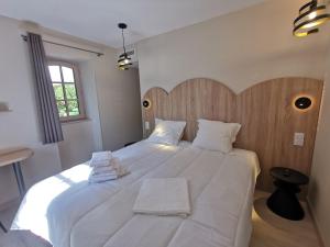 Complexes hoteliers Domaine Jolidetour climatise, piscine et tennis prives : photos des chambres