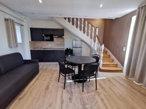 Complexes hoteliers Domaine Jolidetour climatise, piscine et tennis prives : photos des chambres