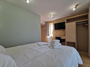 Complexes hoteliers Domaine Jolidetour climatise, piscine et tennis prives : photos des chambres