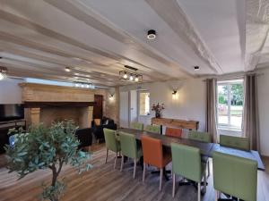 Complexes hoteliers Domaine Jolidetour climatise, piscine et tennis prives : photos des chambres