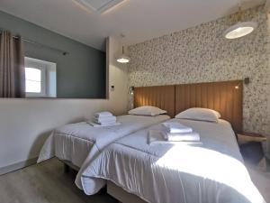 Complexes hoteliers Domaine Jolidetour climatise, piscine et tennis prives : photos des chambres