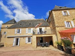 Complexes hoteliers Domaine Jolidetour climatise, piscine et tennis prives : Villa - Vue sur Jardin