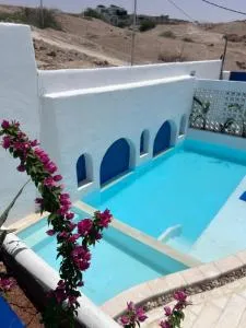 The Greek Village - Cofru By Seahorse - Ath Thughrah