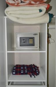 Depto frente a la playa en Av del Mar con piscina Se permiten mascotas Mac04