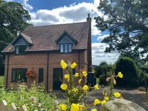 Applecroft - Coreley