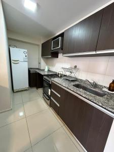 Departamento -Peredo- 2 cuadras de plaza España-Cuidad universitaria By Apartcba