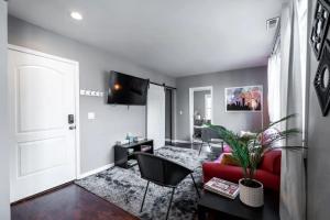 Perfect for Family Near IU Convention Downtown