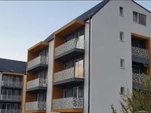 Ap CALAS No2 2A, Free Parking - Codlea