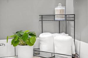 Sleep 5 - Pet & Baby - Laundry - Closer to Hospitals