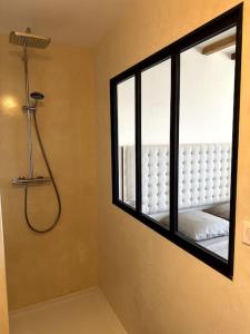 Villas Charming air-conditioned house with garden & view : photos des chambres